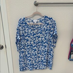 Liz Claiborne Blue and White Floral Blouse